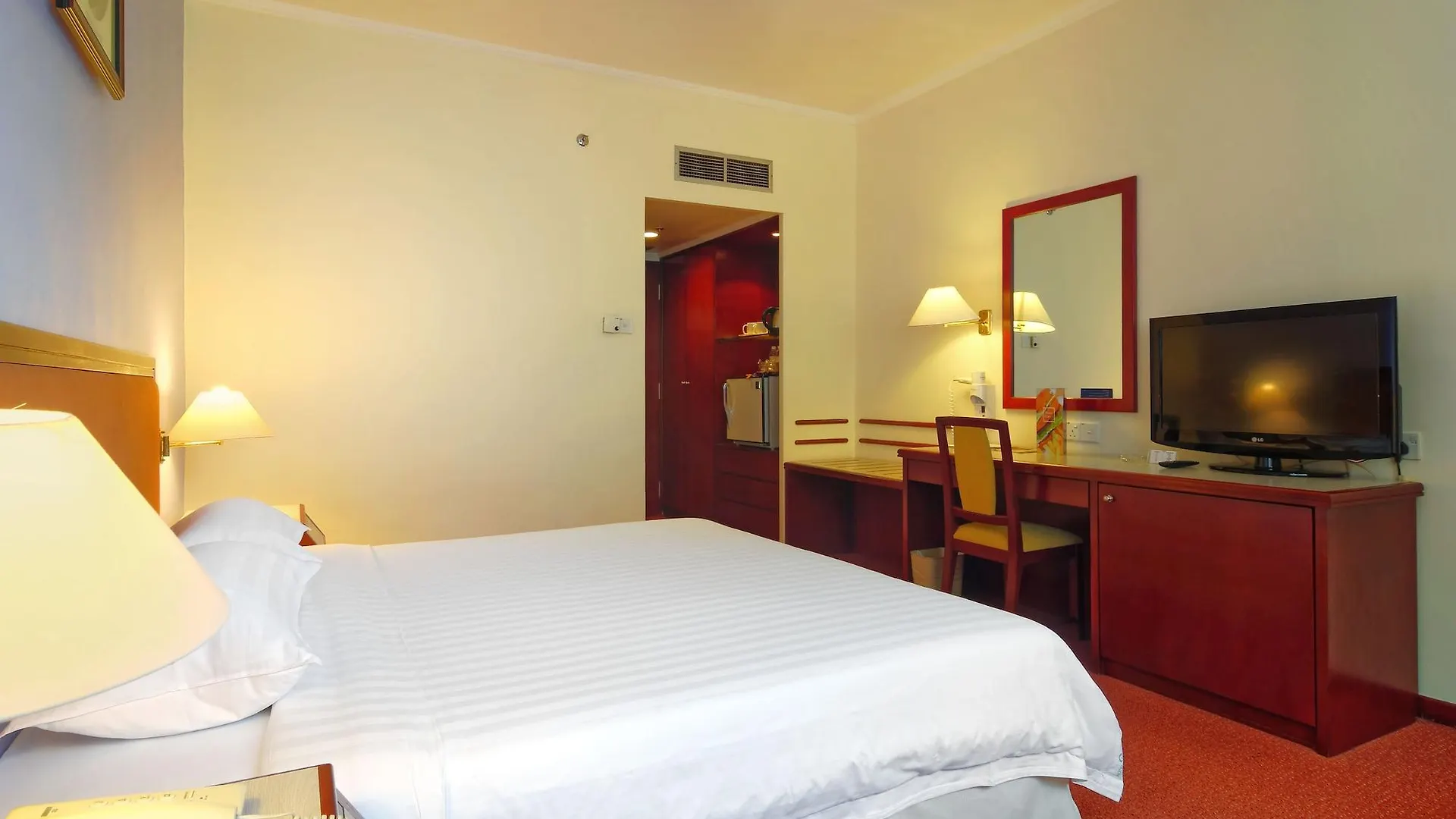 Hotel Shangri-La Kota Kinabalu