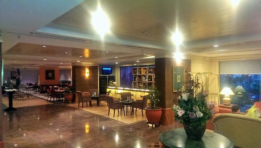 Hotel Shangri-La Kota Kinabalu Malaysia